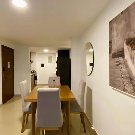 Delightful 2br In Ctg *